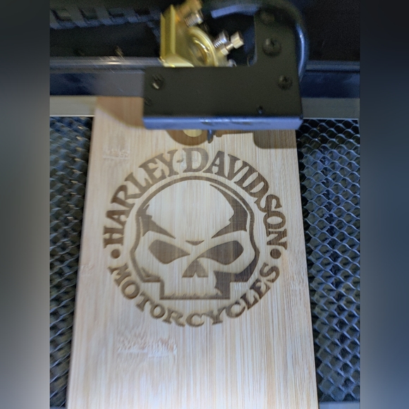 Willie G skull cutting board - Picture 4 of 4